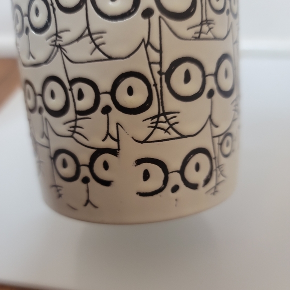 Spectrum Designz Cat Glasses Embossed Tea Coffee Mug Stoneware - Picture 8 of 14